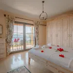 Mandalina, Cukurbag Peninsula-kas Villa *