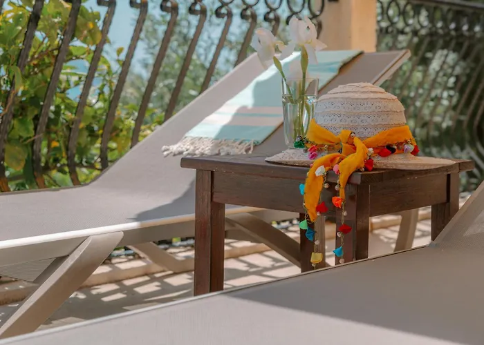 Mandalina Βίλα *